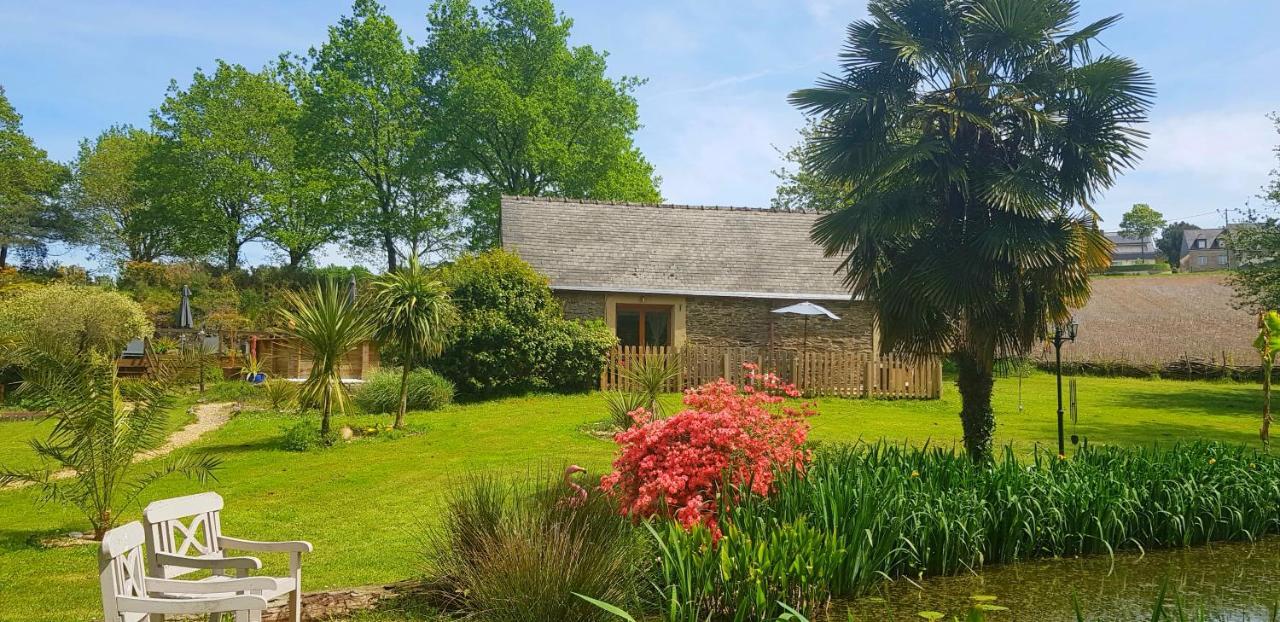 Le Vieux Moulin Gites - Detached Cottage With Garden Views And Pool Guegon Экстерьер фото